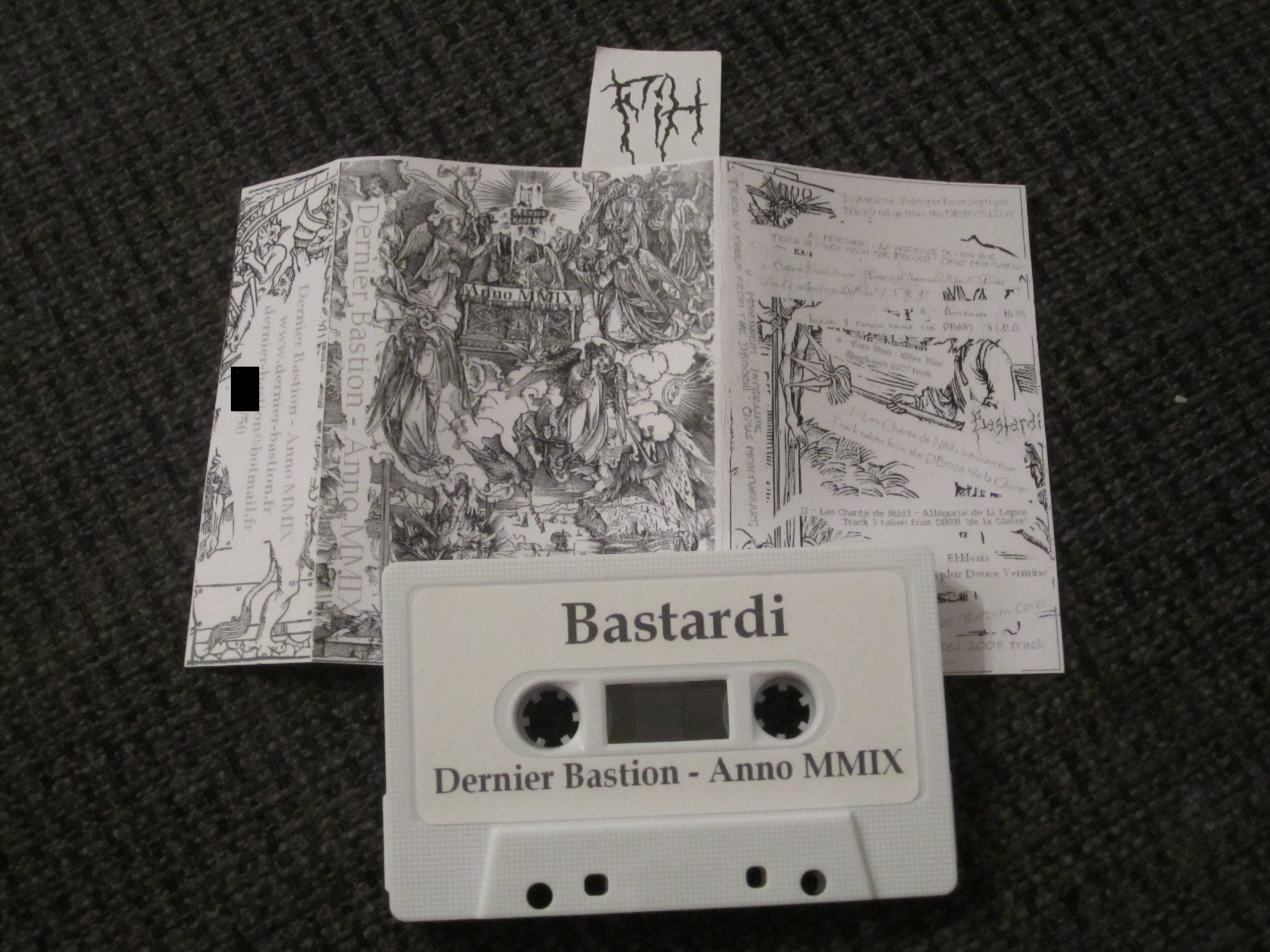 Various Artists - Dernier Bastion Anno MMIX [best of⁄compilation] (2009) Black Metal (D1122)